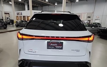 Lexus RX IV рестайлинг, 2023 год, 7 600 000 рублей, 6 фотография