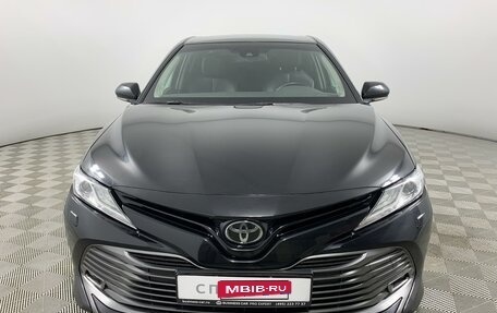 Toyota Camry, 2020 год, 3 430 000 рублей, 2 фотография