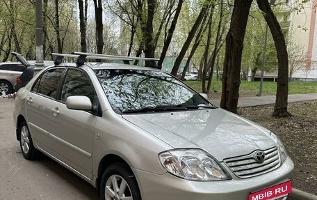 Toyota Corolla, 2004 год, 528 000 рублей, 2 фотография