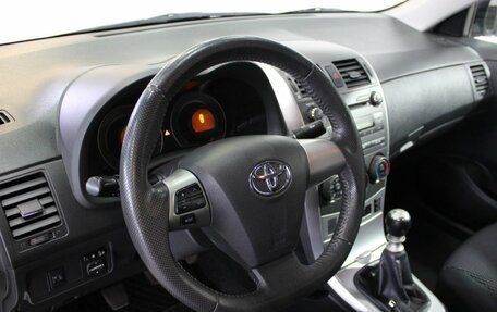 Toyota Corolla, 2012 год, 1 550 000 рублей, 15 фотография