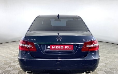 Mercedes-Benz E-Класс, 2011 год, 1 789 000 рублей, 4 фотография