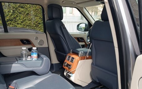 Land Rover Range Rover IV рестайлинг, 2021 год, 14 000 000 рублей, 6 фотография