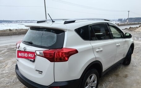 Toyota RAV4, 2013 год, 2 200 000 рублей, 3 фотография