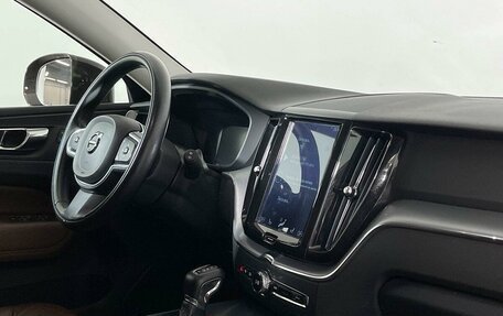 Volvo XC60 II, 2018 год, 3 529 000 рублей, 9 фотография
