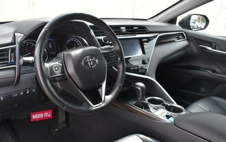 Toyota Camry, 2018 год, 3 277 000 рублей, 13 фотография