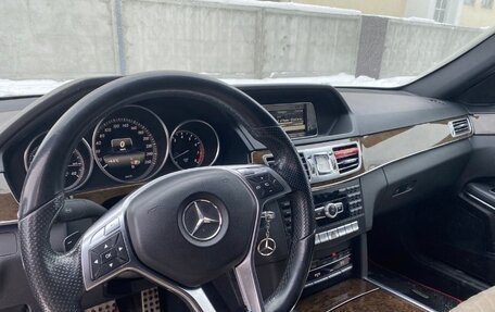 Mercedes-Benz E-Класс, 2013 год, 1 939 000 рублей, 7 фотография