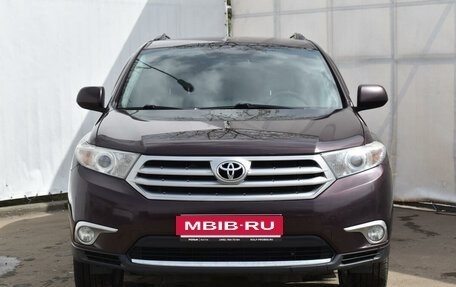 Toyota Highlander III, 2012 год, 2 206 000 рублей, 2 фотография