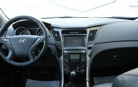 Hyundai Sonata VI, 2010 год, 1 230 000 рублей, 13 фотография