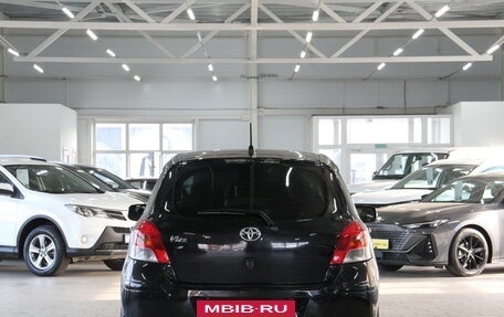 Toyota Vitz, 2008 год, 819 000 рублей, 5 фотография