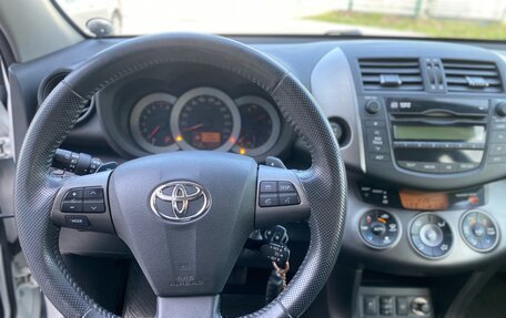 Toyota RAV4, 2012 год, 1 999 999 рублей, 11 фотография