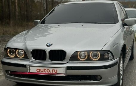 BMW 5 серия, 2002 год, 800 000 рублей, 13 фотография