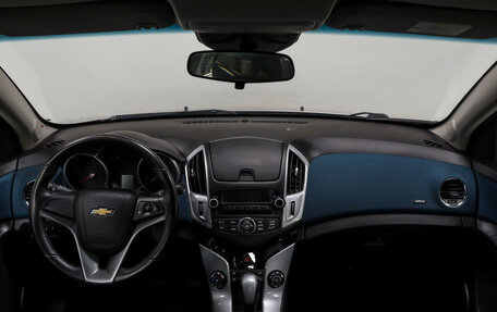 Chevrolet Cruze II, 2013 год, 1 037 000 рублей, 12 фотография