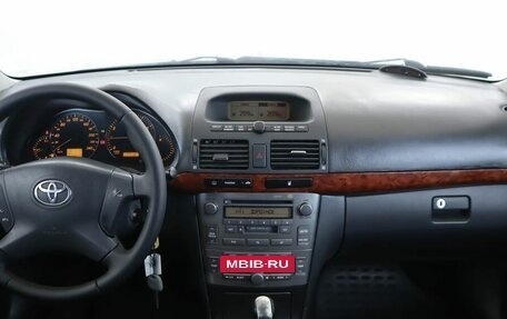 Toyota Avensis III рестайлинг, 2004 год, 780 000 рублей, 5 фотография