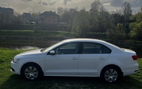 Volkswagen Jetta VI, 2014 год, 1 070 000 рублей, 3 фотография