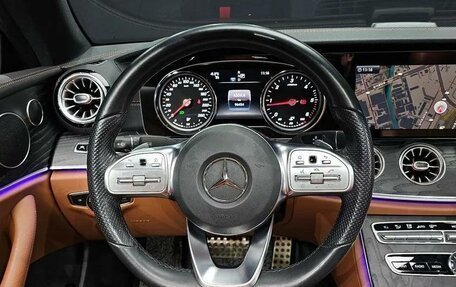 Mercedes-Benz E-Класс, 2019 год, 3 090 000 рублей, 13 фотография