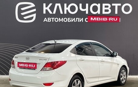 Hyundai Solaris II рестайлинг, 2014 год, 900 000 рублей, 5 фотография