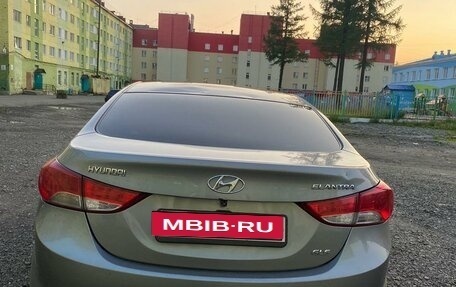 Hyundai Elantra V, 2012 год, 1 150 000 рублей, 3 фотография
