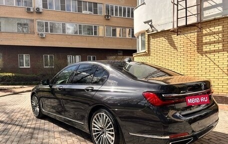 BMW 7 серия, 2022 год, 8 950 000 рублей, 4 фотография