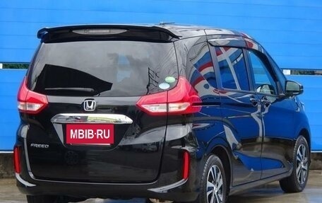 Honda Freed II, 2021 год, 1 250 000 рублей, 3 фотография