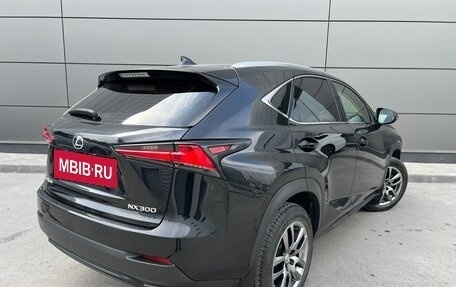 Lexus NX I, 2018 год, 4 120 000 рублей, 5 фотография