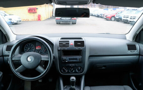 Volkswagen Golf V, 2003 год, 350 000 рублей, 14 фотография