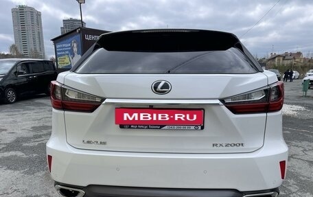 Lexus RX IV рестайлинг, 2017 год, 4 150 000 рублей, 8 фотография