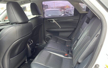 Lexus RX IV рестайлинг, 2017 год, 4 150 000 рублей, 12 фотография