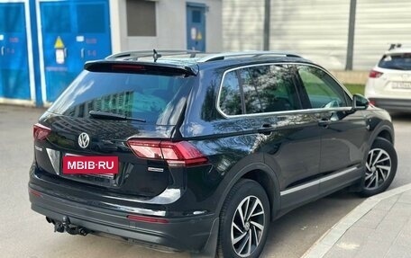 Volkswagen Tiguan II, 2018 год, 2 550 000 рублей, 8 фотография