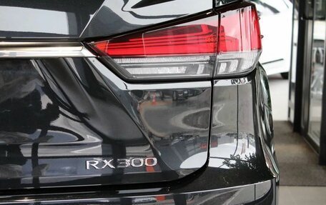 Lexus RX IV рестайлинг, 2022 год, 7 200 000 рублей, 10 фотография