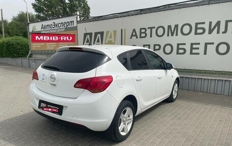 Opel Astra J, 2011 год, 795 000 рублей, 5 фотография