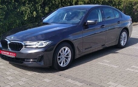 BMW 5 серия, 2021 год, 4 750 000 рублей, 2 фотография