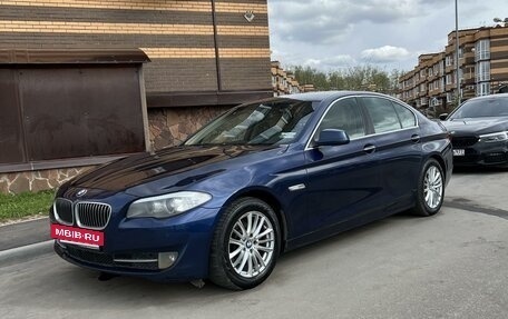 BMW 5 серия, 2011 год, 1 900 000 рублей, 3 фотография