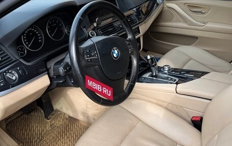 BMW 5 серия, 2011 год, 1 900 000 рублей, 14 фотография