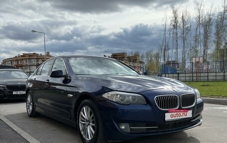 BMW 5 серия, 2011 год, 1 900 000 рублей, 9 фотография
