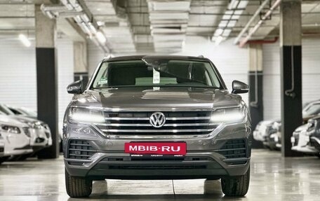 Volkswagen Touareg III, 2020 год, 5 889 000 рублей, 2 фотография