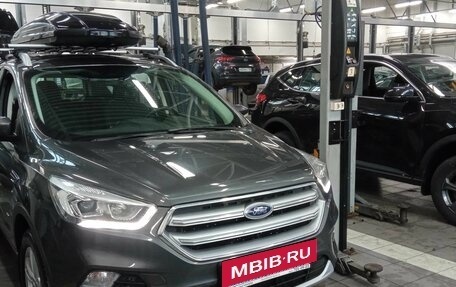 Ford Kuga III, 2017 год, 1 869 000 рублей, 2 фотография