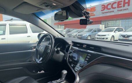 Toyota Camry, 2018 год, 3 200 000 рублей, 16 фотография