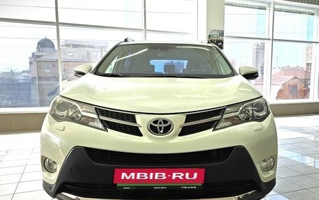 Toyota RAV4, 2014 год, 1 998 000 рублей, 2 фотография