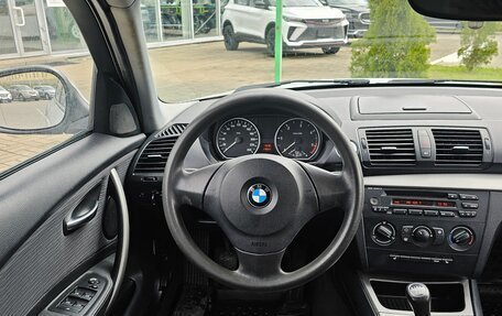 BMW 1 серия, 2009 год, 630 000 рублей, 6 фотография