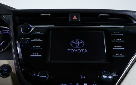 Toyota Camry, 2020 год, 3 210 000 рублей, 24 фотография