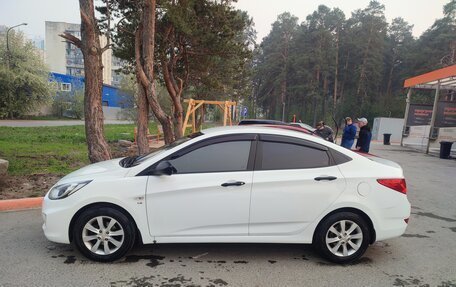 Hyundai Solaris II рестайлинг, 2013 год, 929 000 рублей, 2 фотография