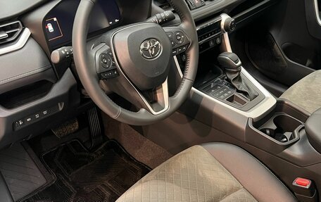 Toyota RAV4, 2023 год, 4 850 000 рублей, 11 фотография