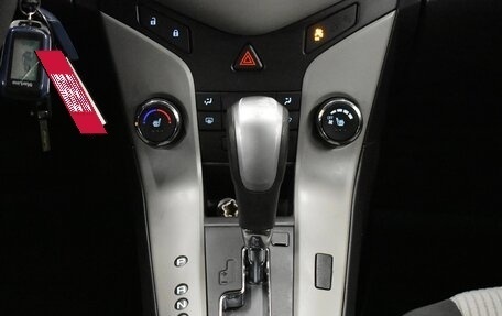Chevrolet Cruze II, 2011 год, 870 000 рублей, 11 фотография