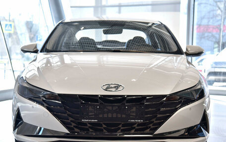 Hyundai Elantra, 2023 год, 2 650 000 рублей, 9 фотография