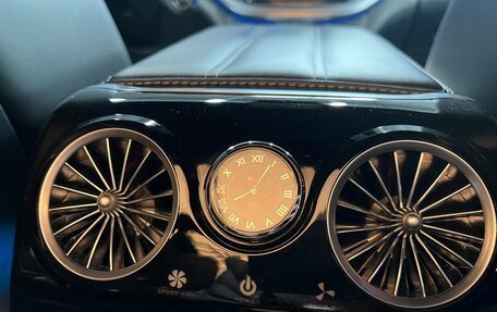 Mercedes-Benz V-Класс, 2023 год, 13 000 000 рублей, 39 фотография
