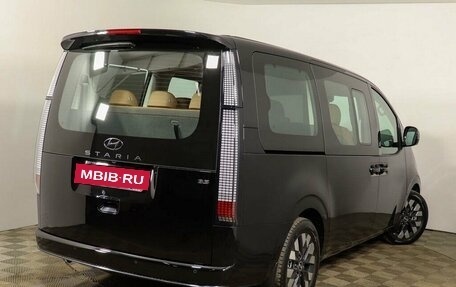 Hyundai Staria, 2023 год, 8 490 000 рублей, 2 фотография
