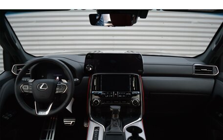 Lexus LX, 2024 год, 24 105 000 рублей, 15 фотография