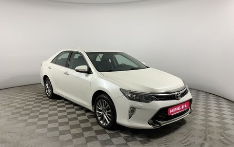 Toyota Camry, 2018 год, 2 595 000 рублей, 3 фотография
