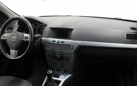 Opel Astra J, 2011 год, 667 000 рублей, 15 фотография