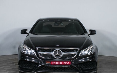 Mercedes-Benz E-Класс, 2014 год, 2 630 000 рублей, 2 фотография